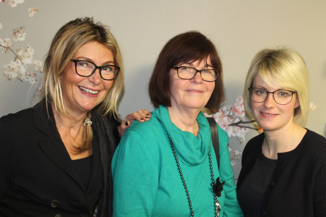  Cornelia Feldmann (Inh. Boutique Women Style No1), Christin Seipt (im Ruhestand, ehem. Inh. Schirm Dunge), Annegret Schubert-Ullmann (Inh. Optik Schubert)
